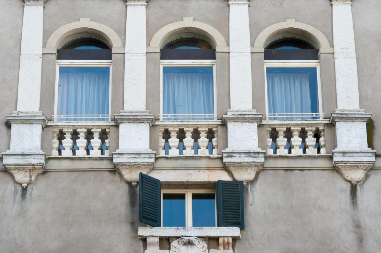 Domus Nova Palace - Italian Homing Верона Екстериор снимка